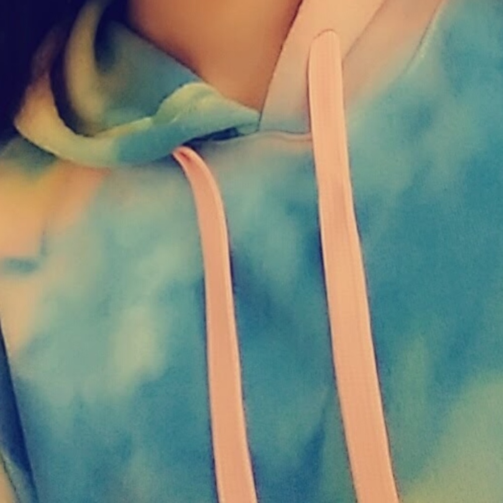 Tie Dye Cropped Hoodie - Picture 2 of 3